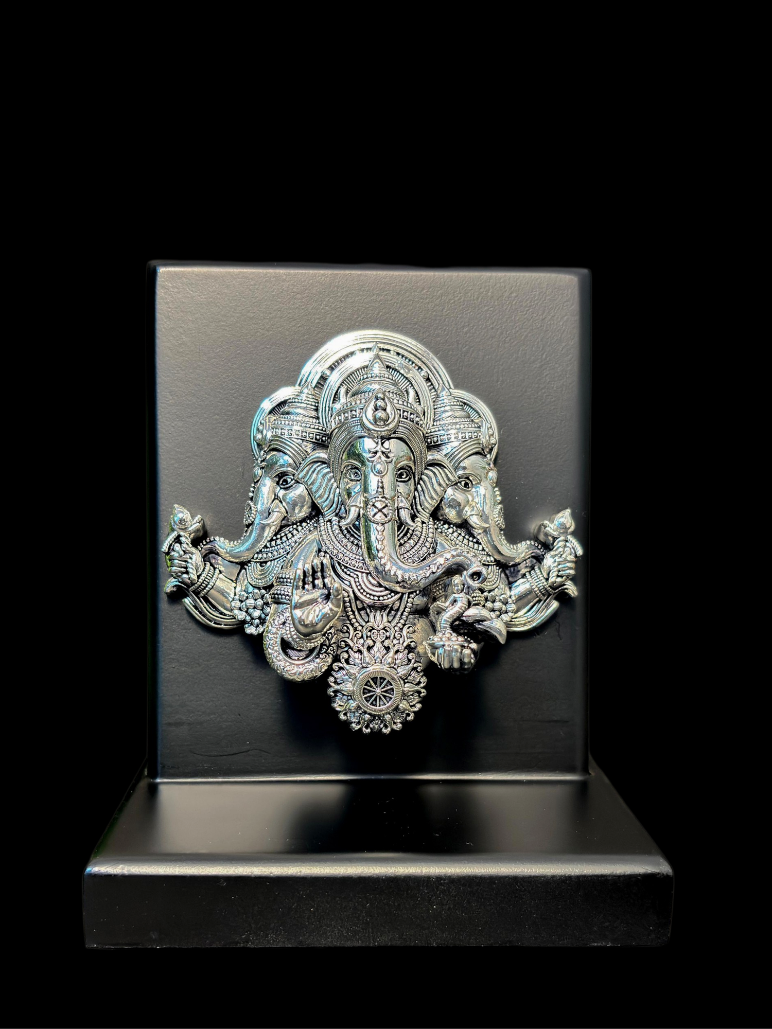 Small Tri Mukh Ganesh  Idol